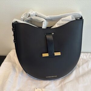 NWT Authentic Victoria Beckham Dia Black Crossbody Bag